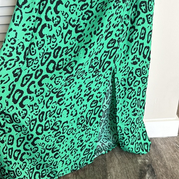 WAYF skirt - Picture 2 of 2